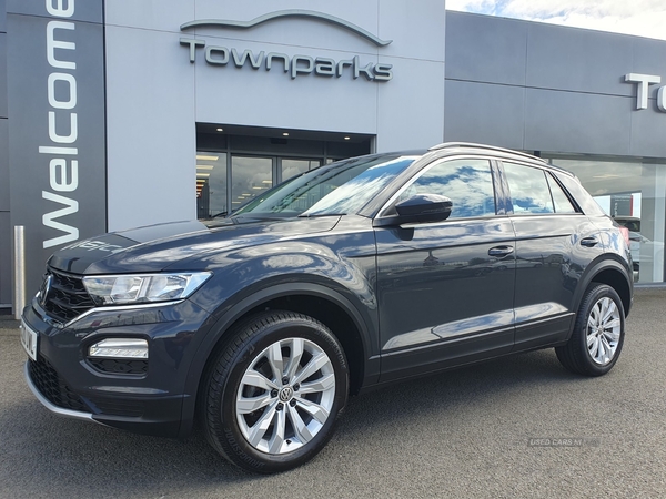 Volkswagen T-Roc SE TDI FULL VW SERVICE HISTORY PARKING SENSORS in Antrim