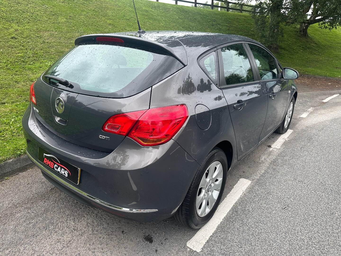 Vauxhall Astra DIESEL HATCHBACK in Down