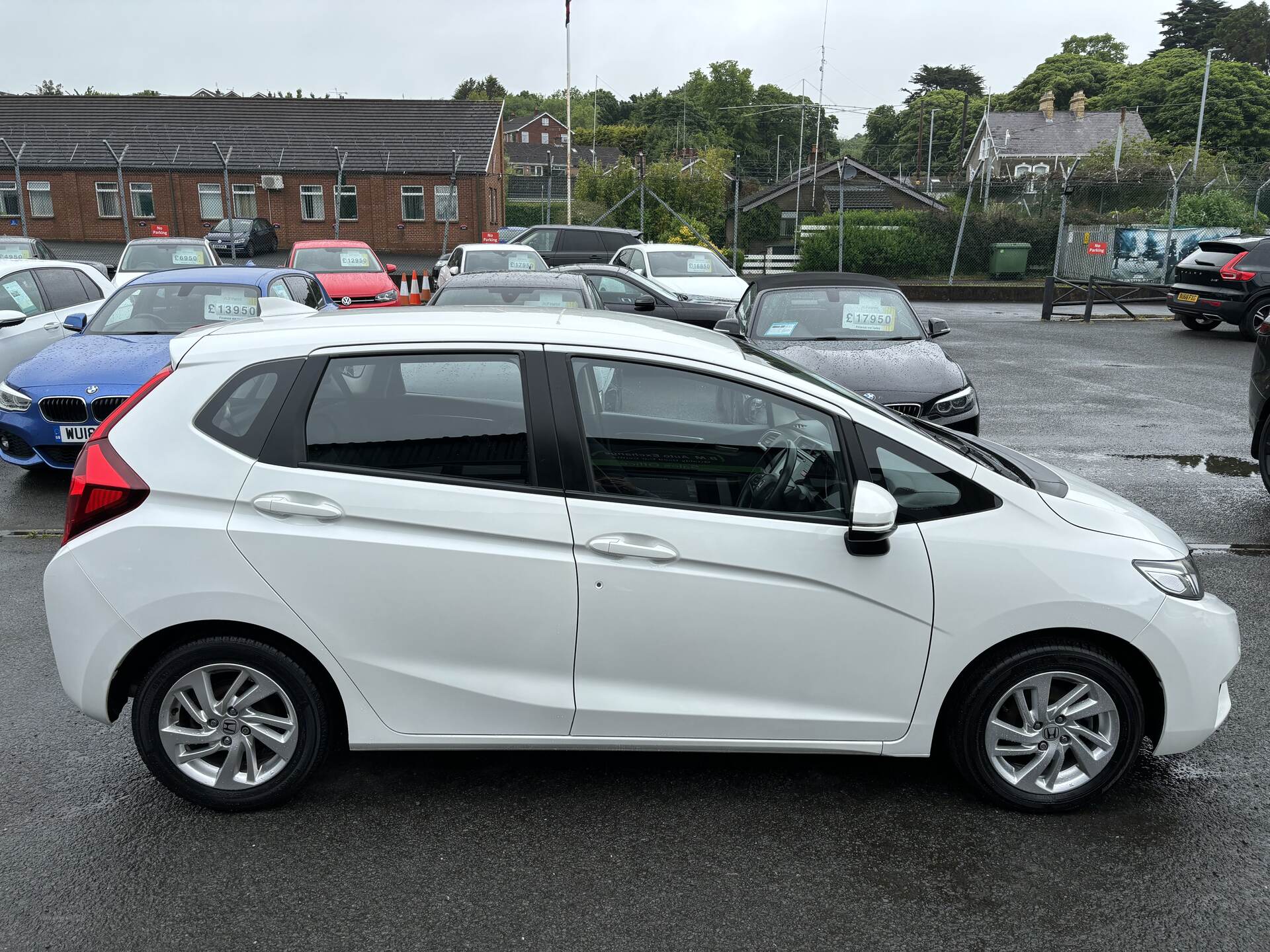 Honda Jazz HATCHBACK in Down