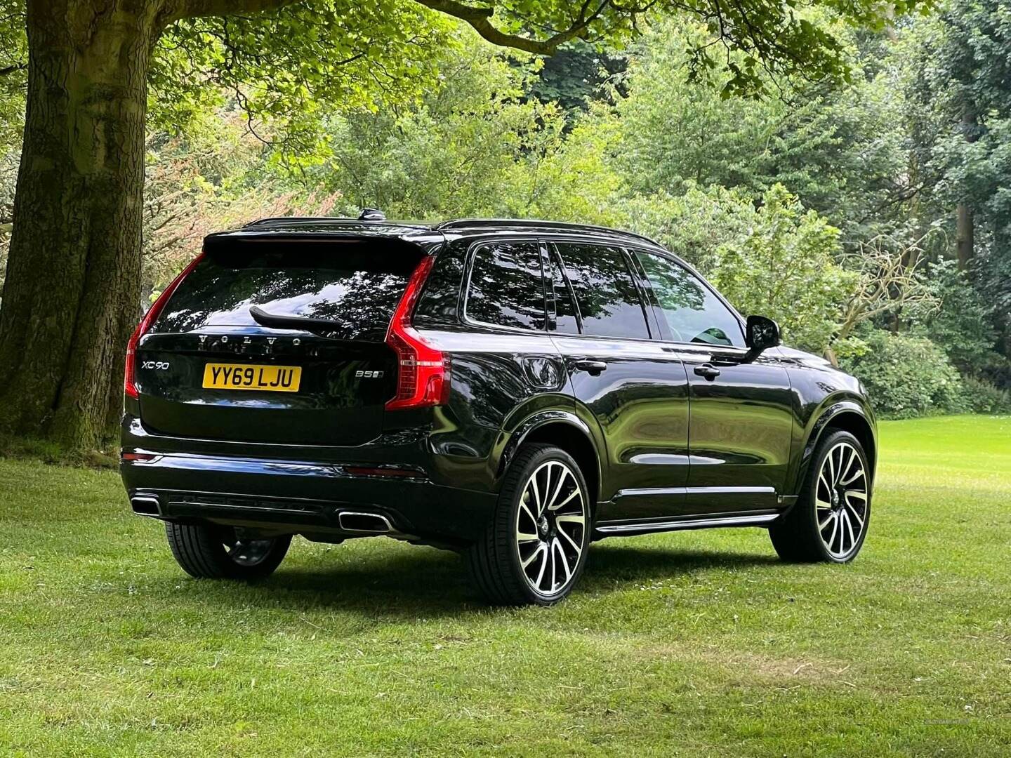 Volvo XC90 DIESEL ESTATE in Armagh