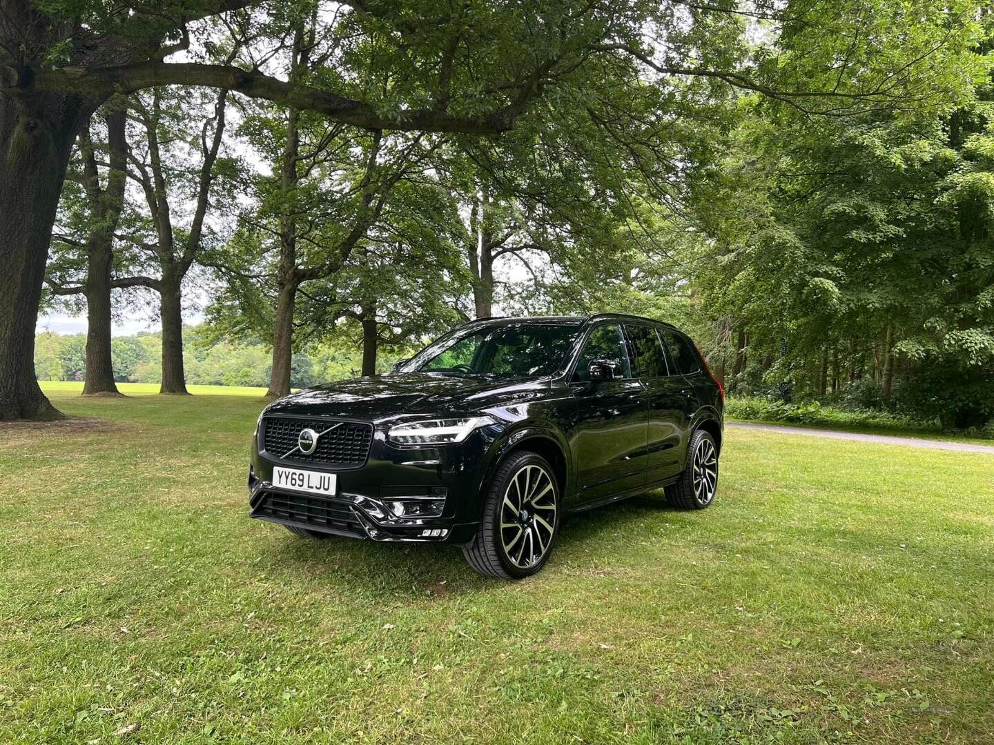 Volvo XC90 DIESEL ESTATE in Armagh