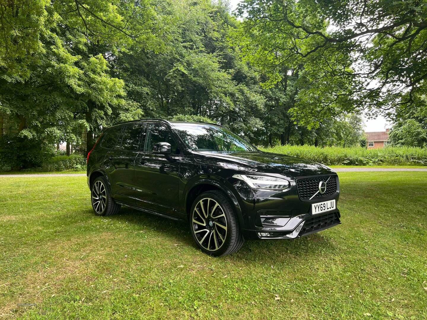 Volvo XC90 DIESEL ESTATE in Armagh