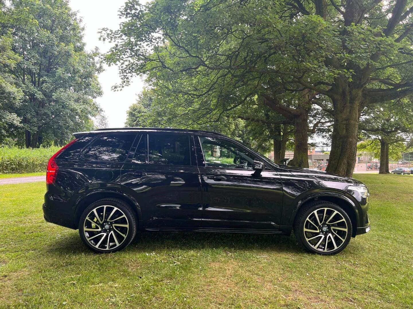 Volvo XC90 DIESEL ESTATE in Armagh