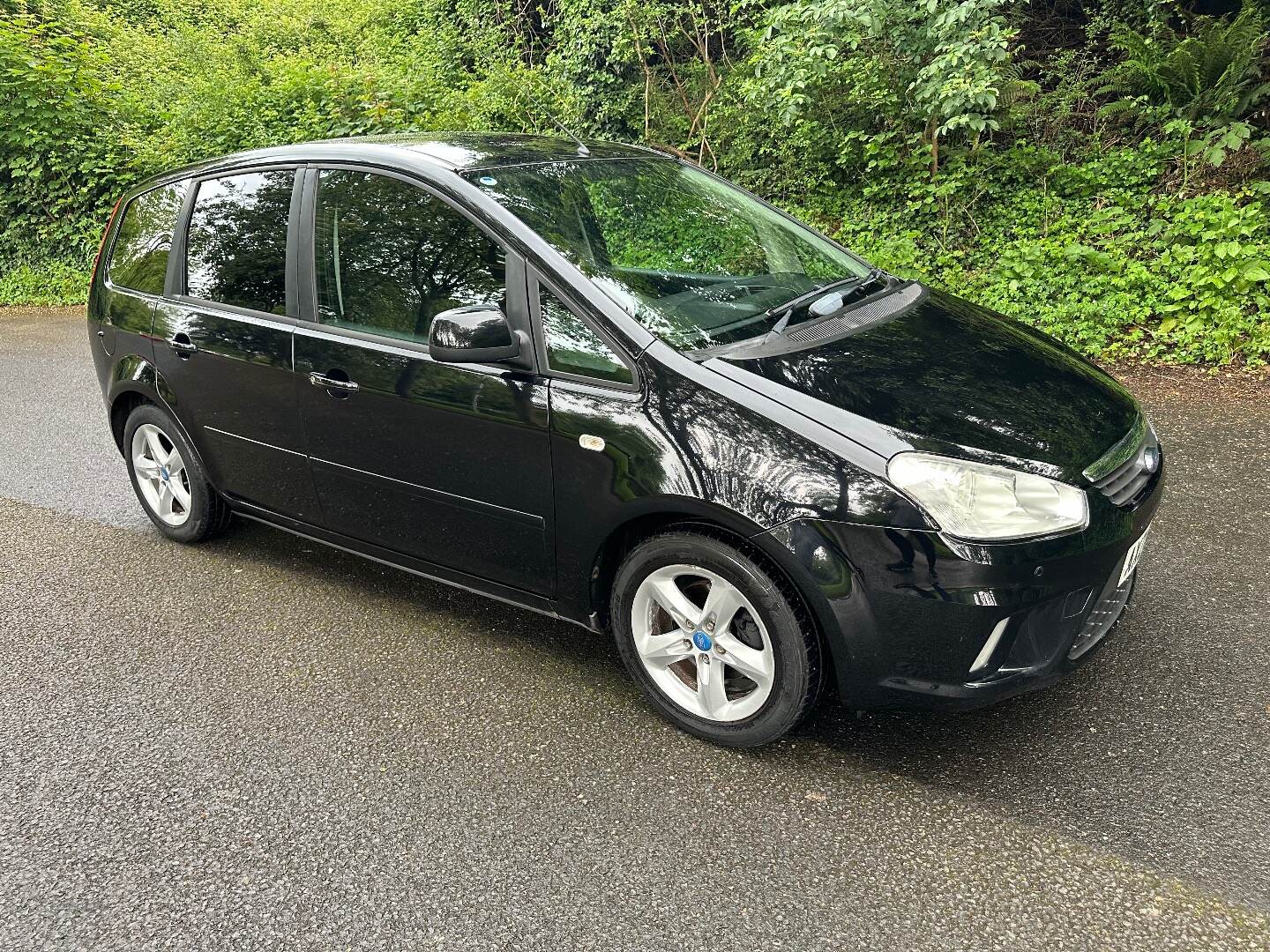 Ford C-max ESTATE in Antrim