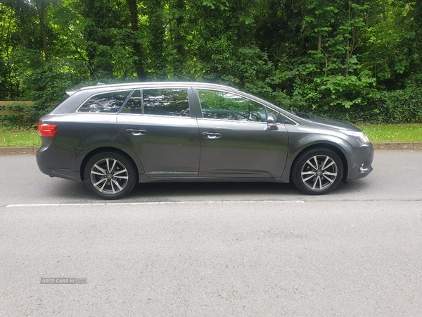 Toyota Avensis DIESEL TOURER in Armagh