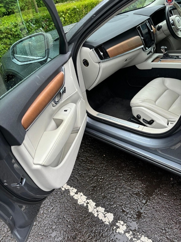 Volvo S90 2.0 D4 Inscription 4dr Geartronic in Antrim