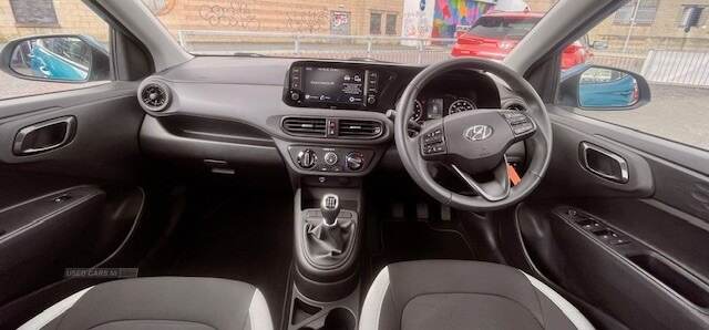 Hyundai i10 HATCHBACK in Down