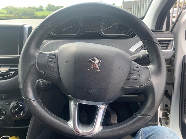 Peugeot 208 HATCHBACK in Antrim