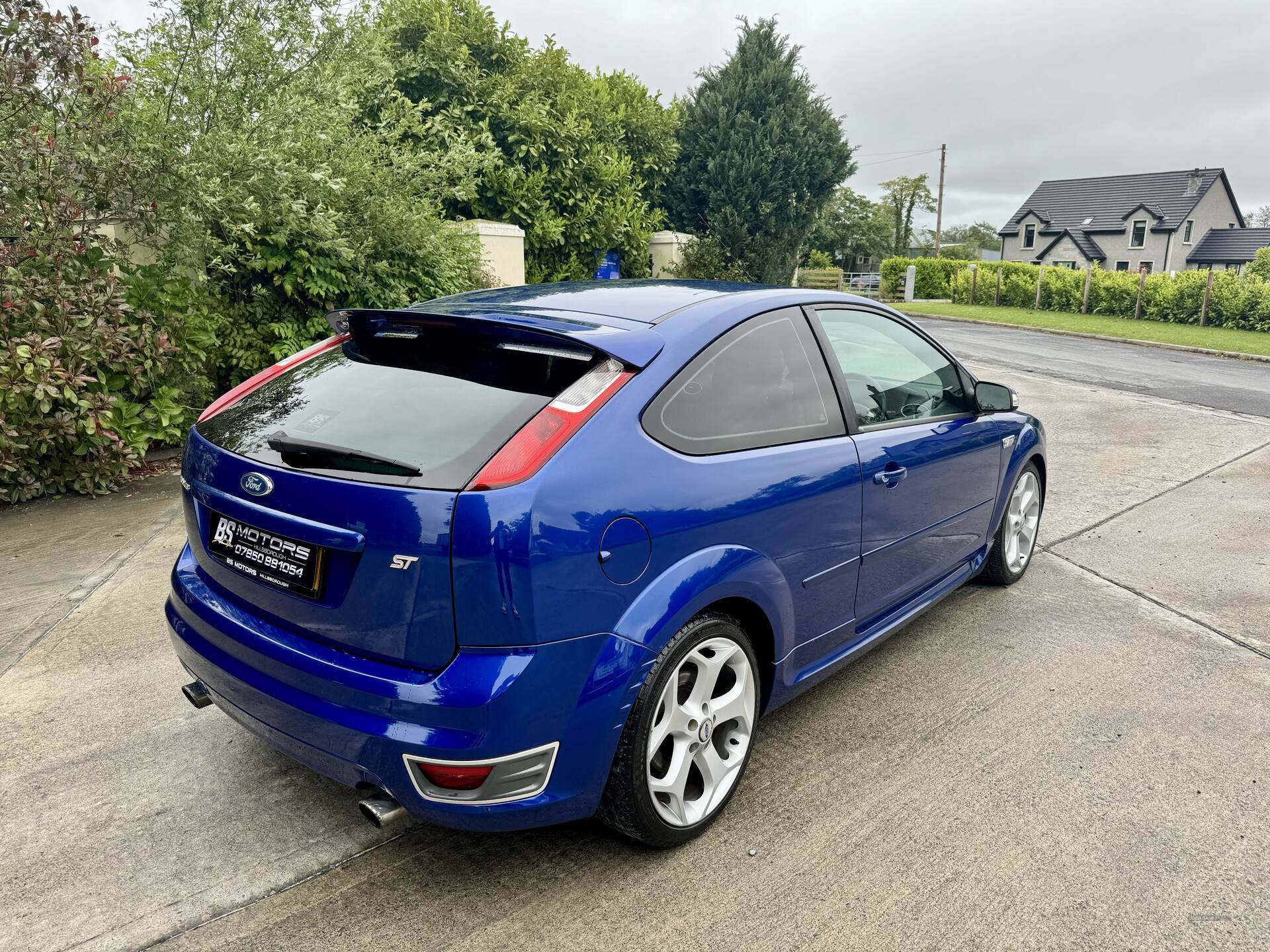 Ford Focus HATCHBACK in Down