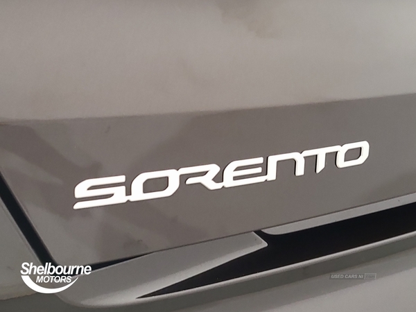 Kia Sorento 1.6 h T-GDi 2 SUV 5dr Petrol Hybrid Auto AWD Euro 6 (s/s) (226 bhp) * in Down