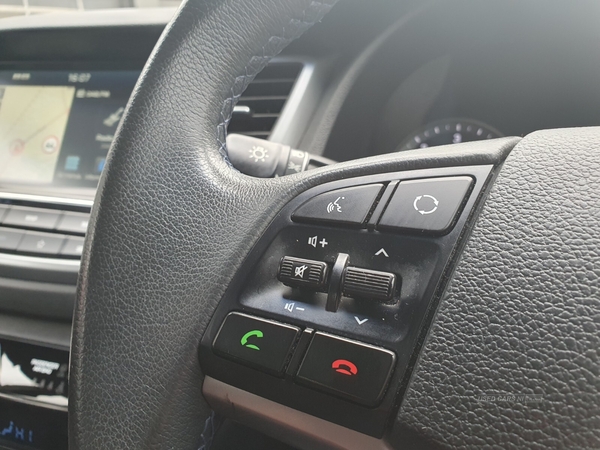 Hyundai Tucson CRDI SE NAV BLUE DRIVE REVERSE CAMERA in Antrim