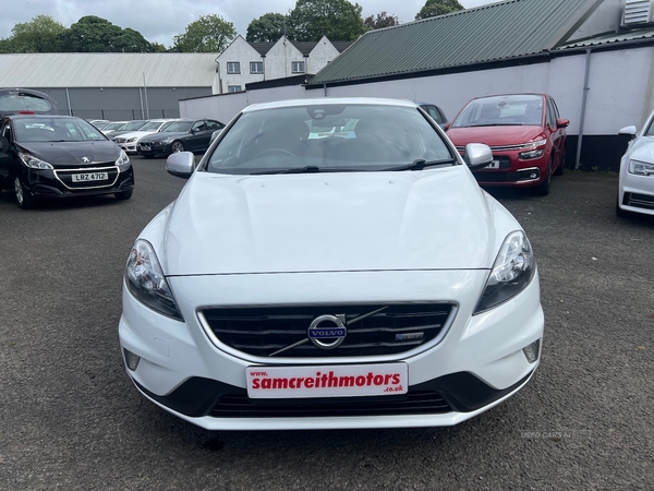 Volvo V40 DIESEL HATCHBACK in Antrim