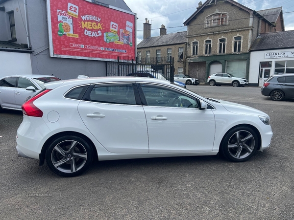 Volvo V40 DIESEL HATCHBACK in Antrim