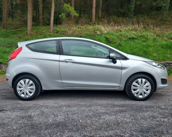 Ford Fiesta 1.25 Style 3dr in Down