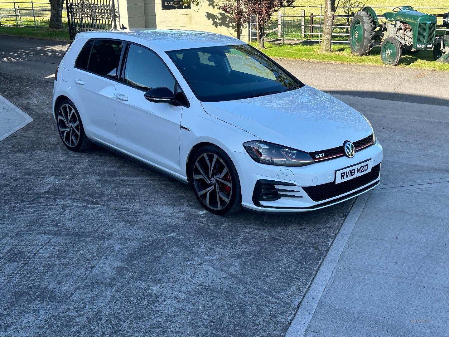 Volkswagen Golf HATCHBACK in Down