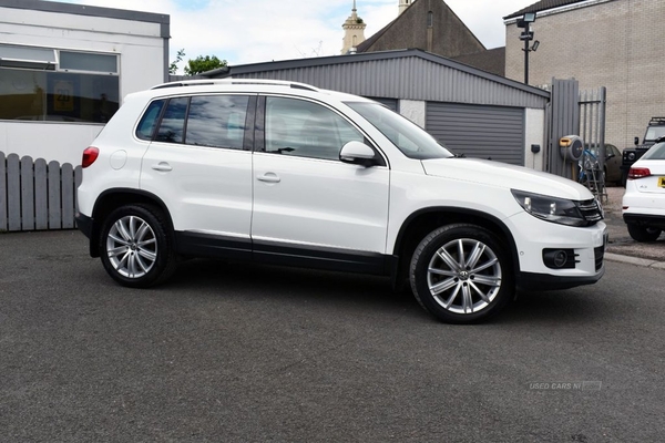 Volkswagen Tiguan 2.0 MATCH EDITION TDI BMT 4MOTION DSG 5d 148 BHP Full VW Service History in Down