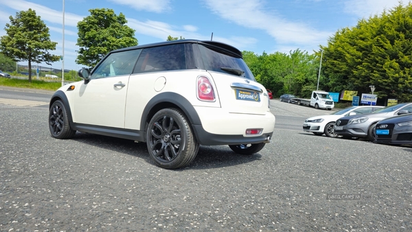 MINI Hatch DIESEL in Down