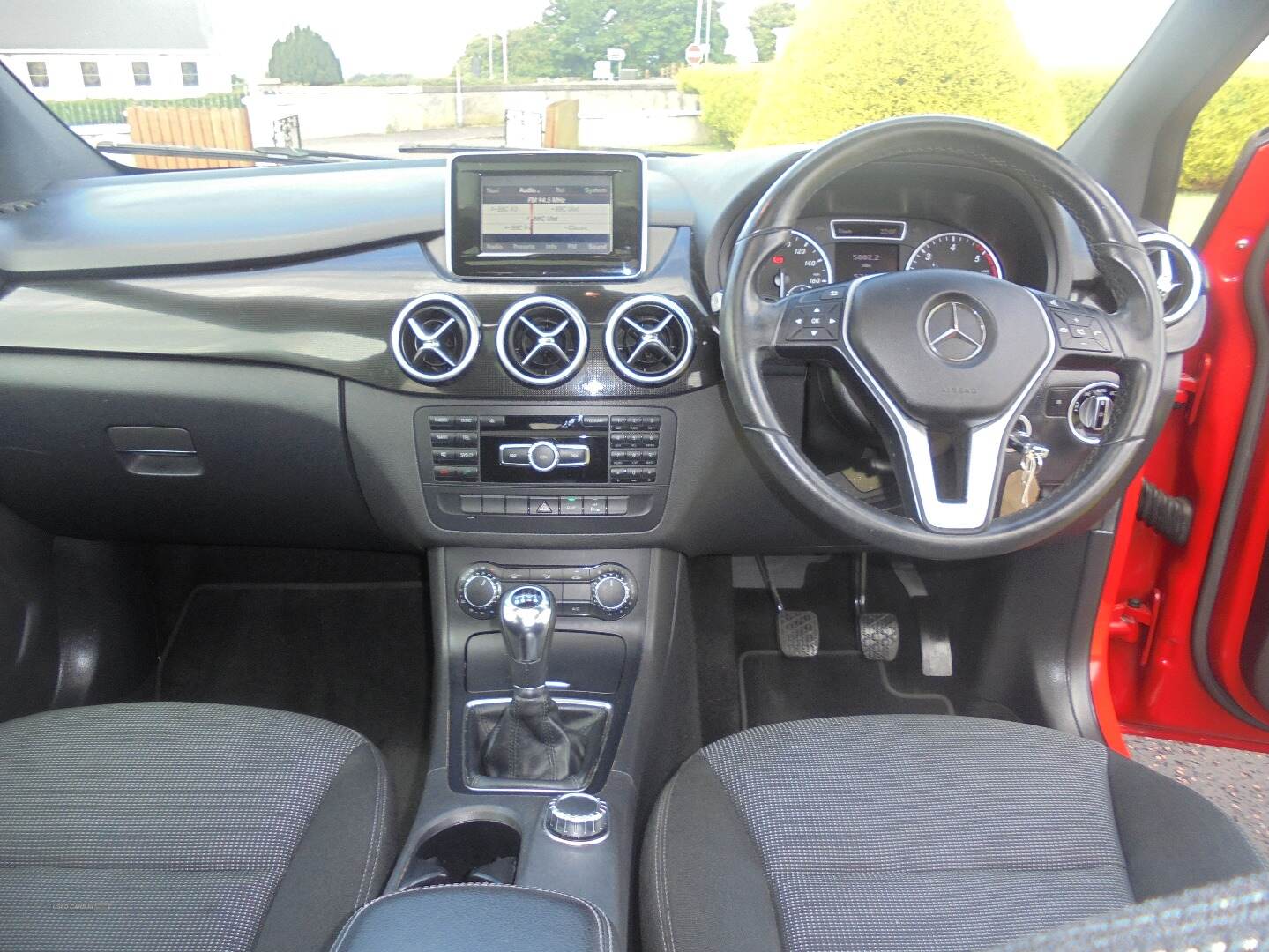 Mercedes B-Class DIESEL HATCHBACK in Antrim