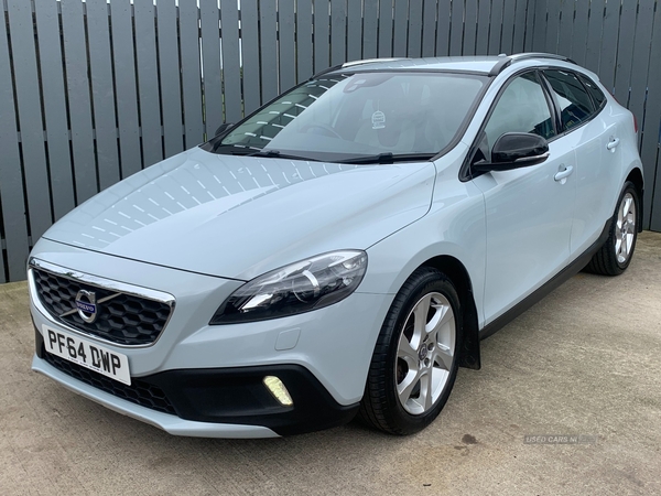 Volvo V40 DIESEL HATCHBACK in Antrim