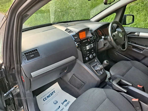 Vauxhall Zafira 1.7 CDTi ecoFLEX Design [125] 5dr in Down
