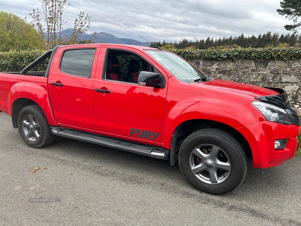 Isuzu D-Max DIESEL SPECIAL EDITION in Down