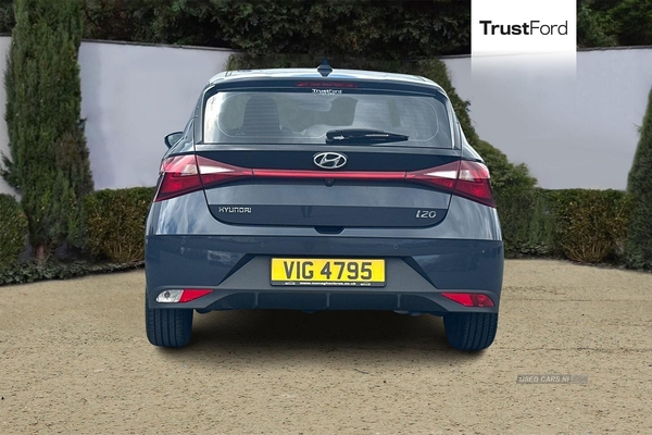 Hyundai i20 1.0T GDi 48V MHD SE Connect 5dr DCT - REVERSING CAMERA, BLUETOOTH, AIR CON - TAKE ME HOME in Armagh