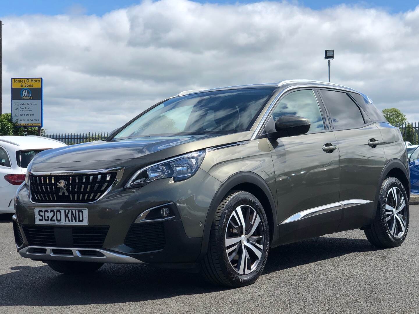 Peugeot 3008 DIESEL ESTATE in Derry / Londonderry