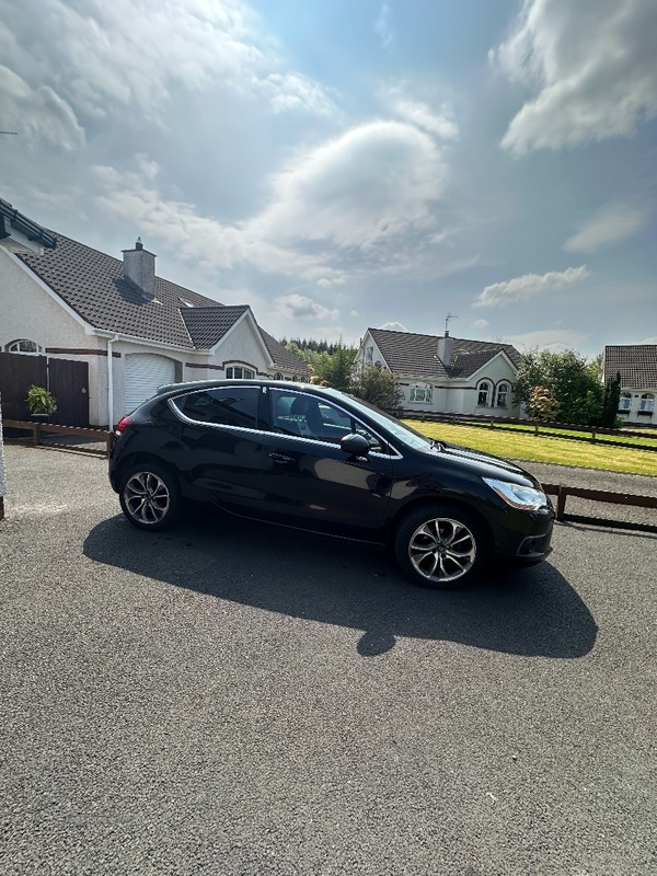 Citroen DS4 1.6 HDi DStyle 5dr in Derry / Londonderry