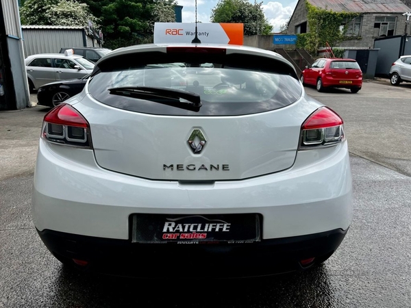 Renault Megane 1.5 DYNAMIQUE TOMTOM ENERGY DCI S/S 3d 110 BHP in Armagh