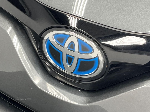 Toyota C-HR 2.0 Hybrid Dynamic 5Dr Cvt in Antrim