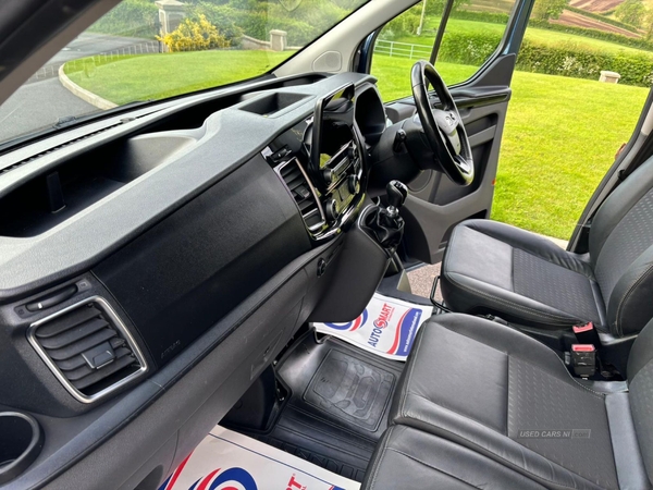 Ford Transit Custom 2.0 TDCi 170ps Low Roof Sport Van in Down