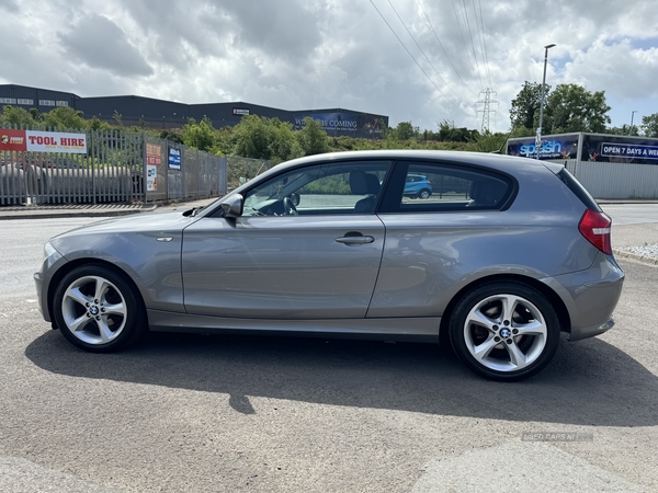 BMW 1 Series HATCHBACK in Down