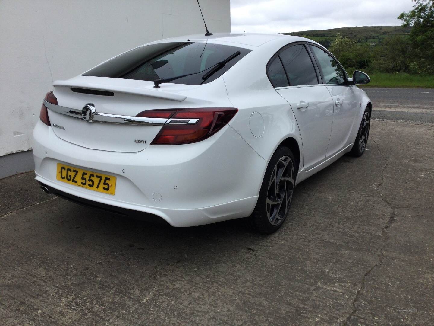 Vauxhall Insignia DIESEL HATCHBACK in Derry / Londonderry