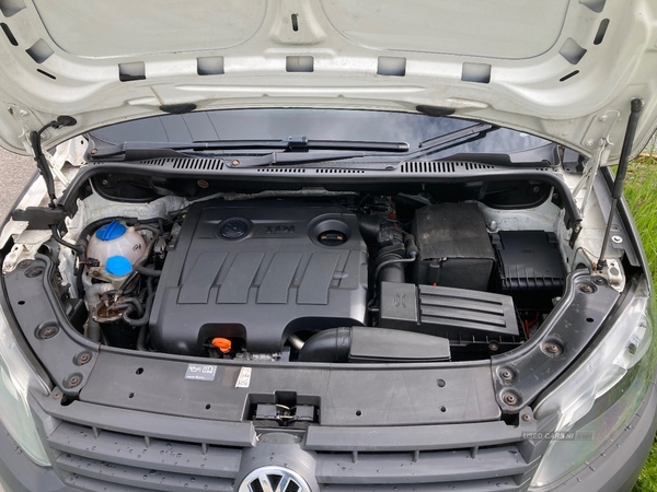 Volkswagen Caddy C20 DIESEL in Down
