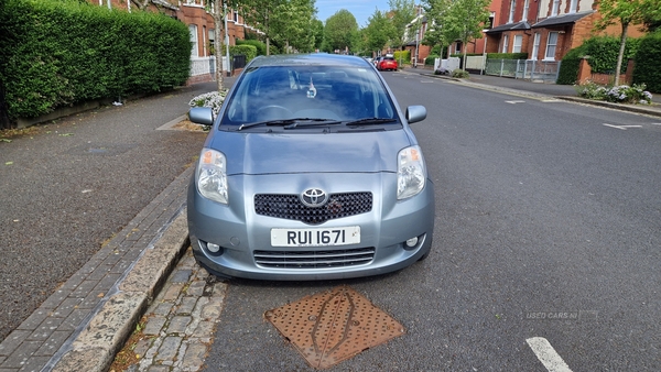 Toyota Yaris 1.3 VVT-i T3 5dr in Down