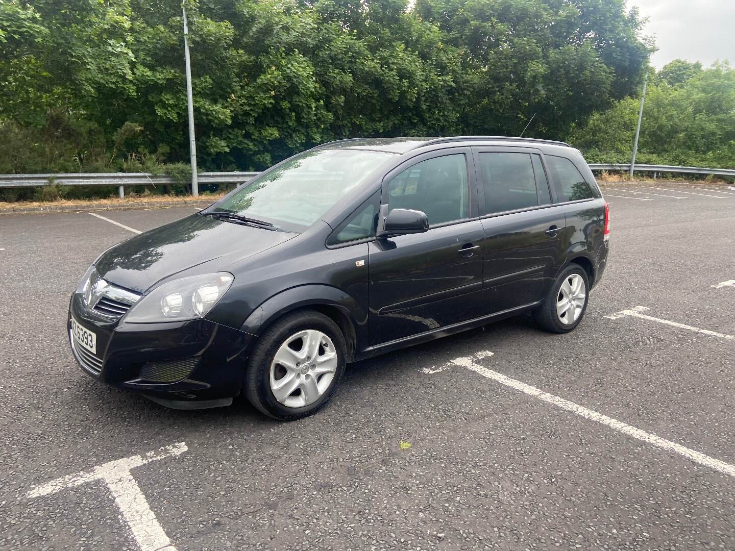 Vauxhall Zafira ESTATE in Armagh