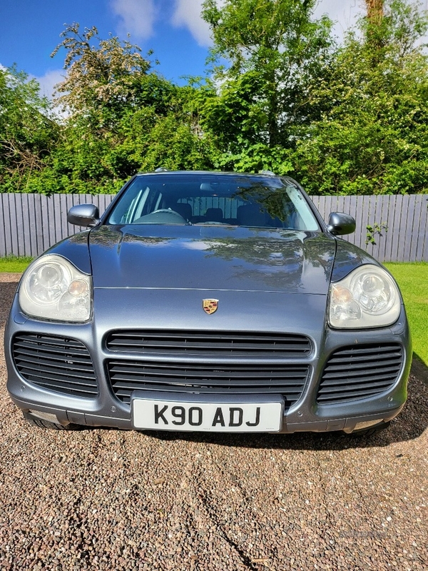 Porsche Cayenne in Antrim