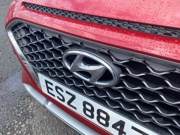 Hyundai Kona 1.6 Gdi Hybrid Premium 5Dr Dct in Antrim