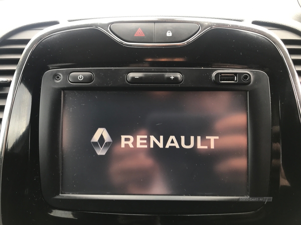 Renault Captur DYNAMIQUE S NAV DCI in Down