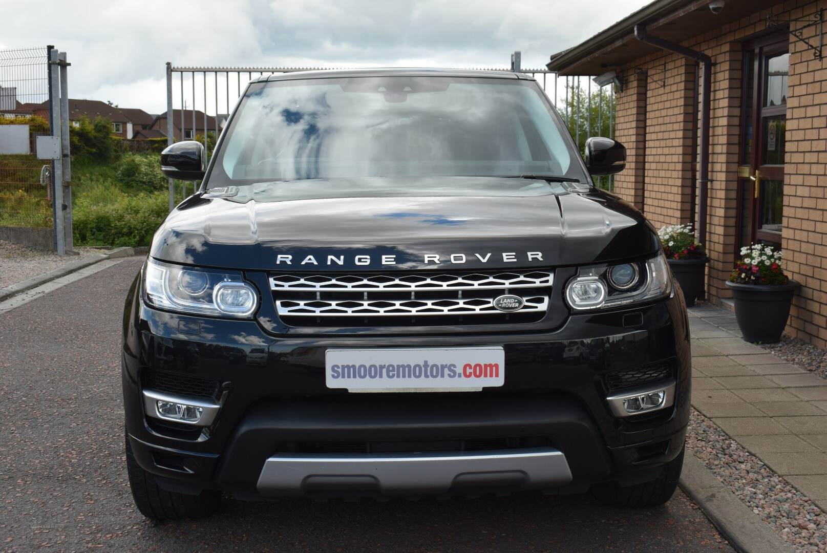 Land Rover Range Rover Sport DIESEL ESTATE in Antrim