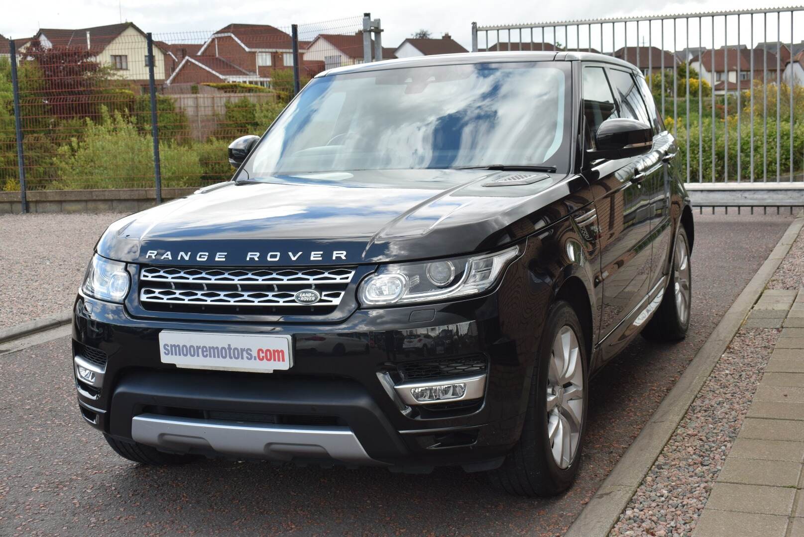 Land Rover Range Rover Sport DIESEL ESTATE in Antrim