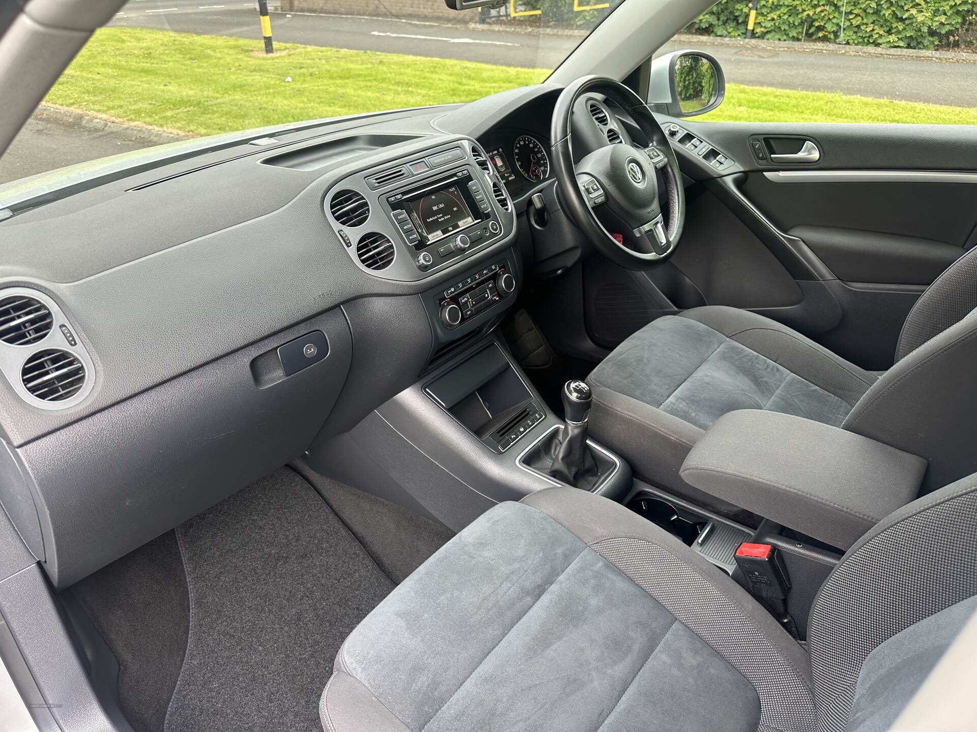 Volkswagen Tiguan DIESEL ESTATE in Antrim