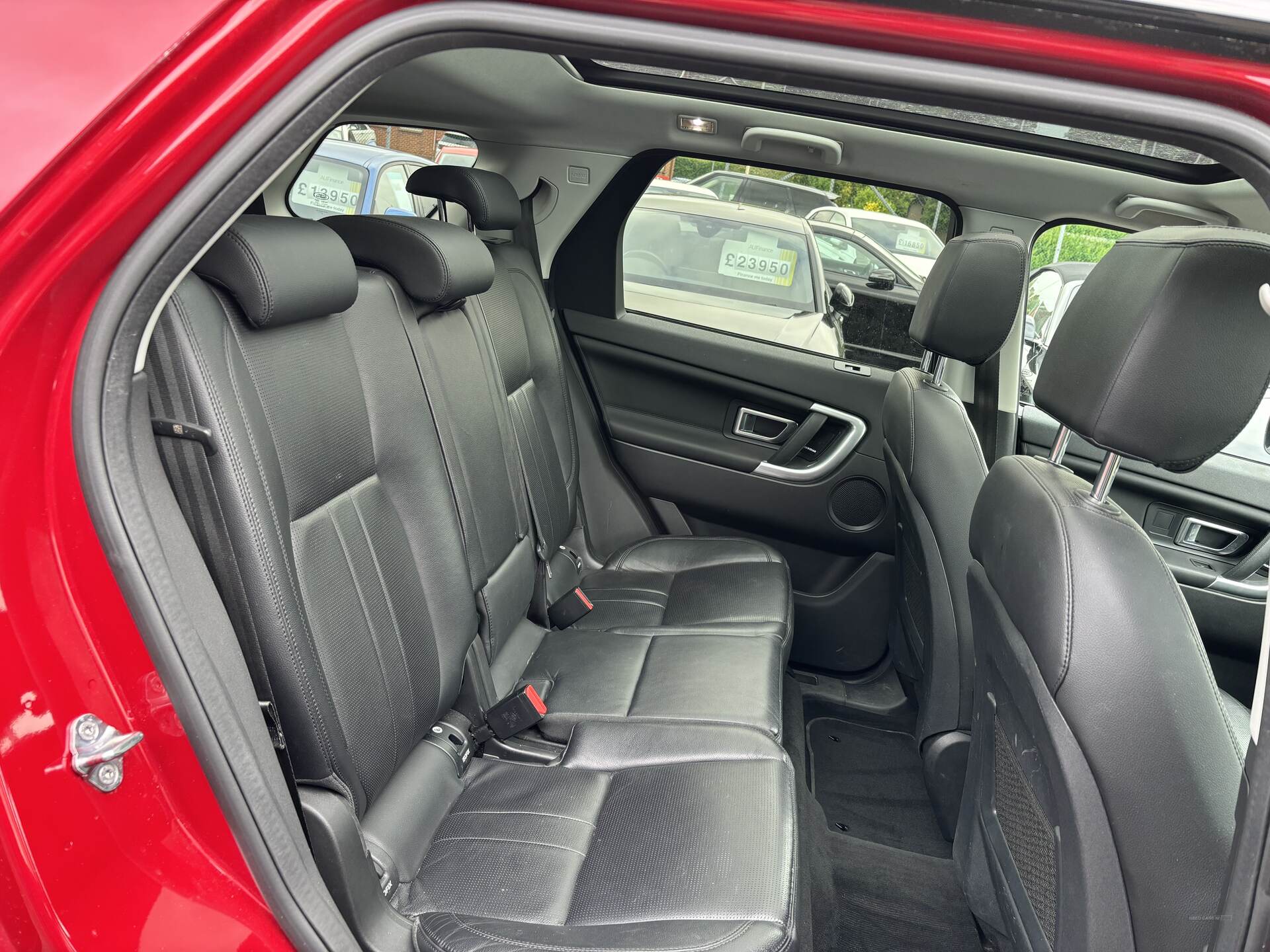 Land Rover Discovery Sport DIESEL SW in Down