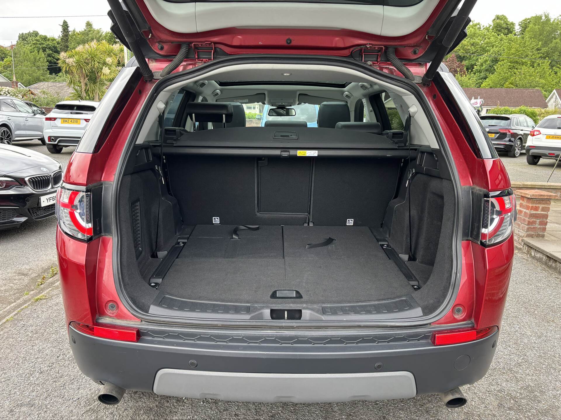 Land Rover Discovery Sport DIESEL SW in Down