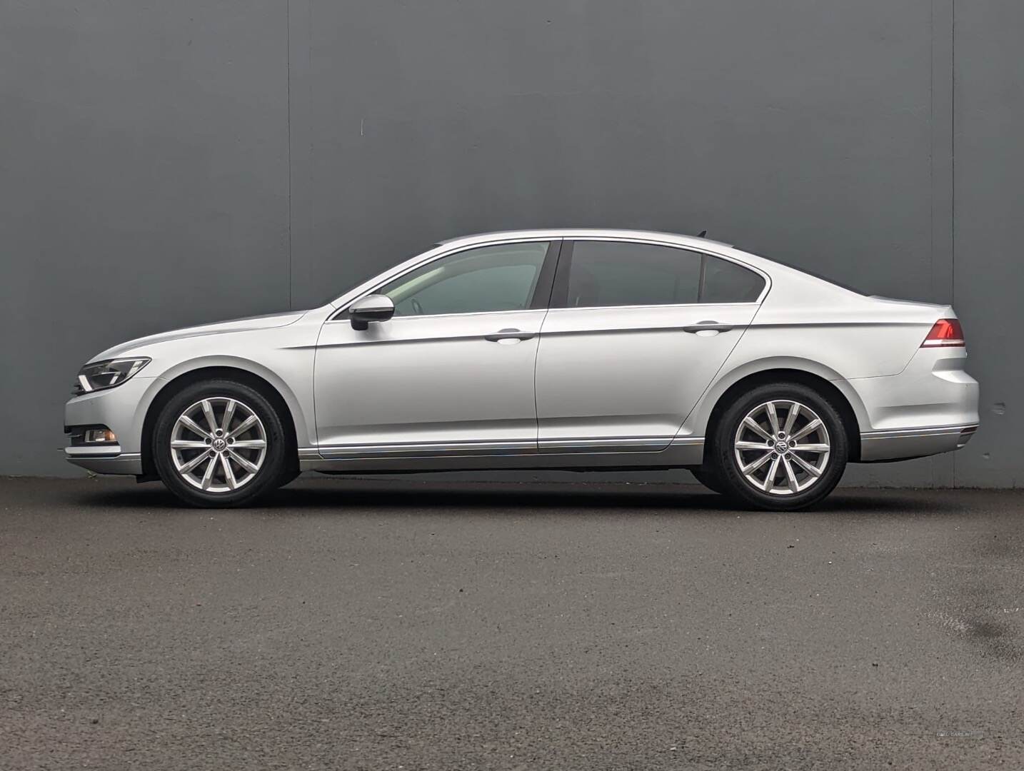 Volkswagen Passat DIESEL SALOON in Tyrone