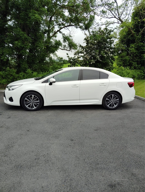 Toyota Avensis 2.0D Business Edition Plus 4dr in Down