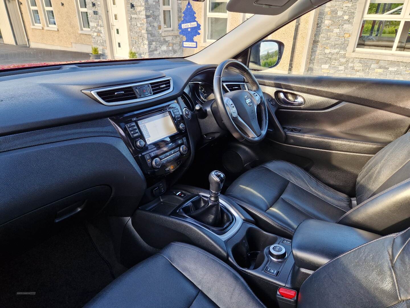 Nissan X-Trail DIESEL STATION WAGON in Down