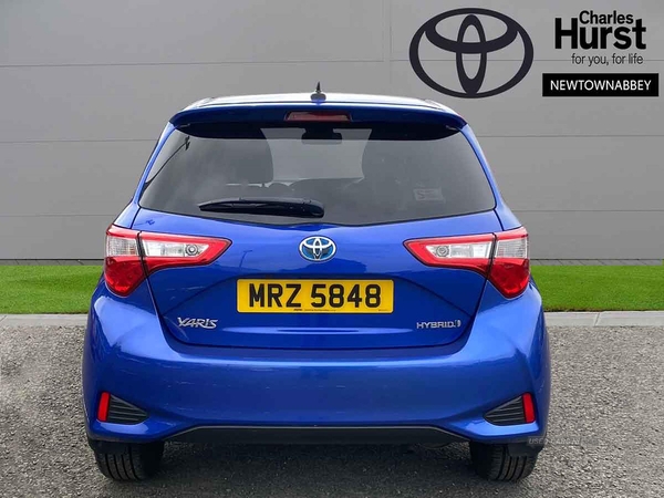 Toyota Yaris 1.5 Hybrid Excel 5Dr Cvt in Antrim