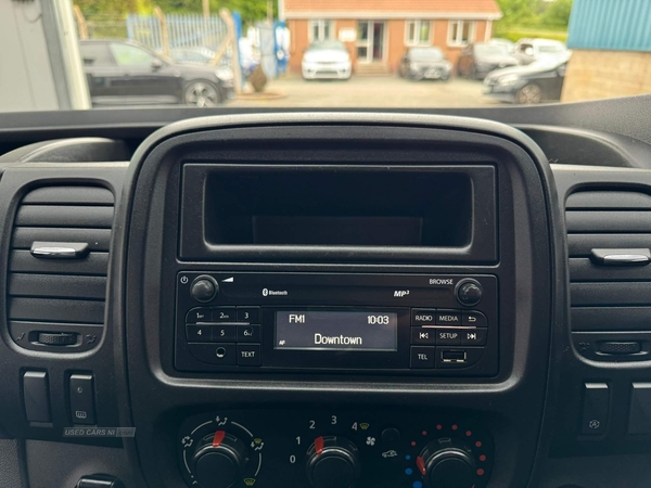 Vauxhall Vivaro 1.6 CDTi 2900 BiTurbo ecoFLEX L2 Euro 6 (s/s) 5dr (9 Seat) in Tyrone