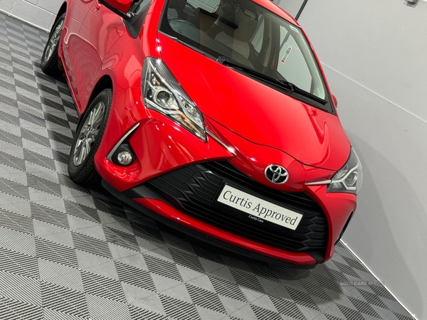 Toyota Yaris 1.5 VVT-i Icon Euro 6 5dr in Derry / Londonderry
